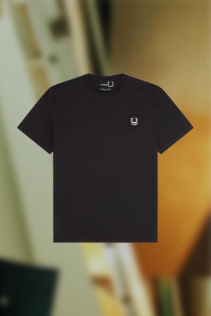 Camiseta Fred Perry Laurel Wreath Detail Hombre Negras | MCLFT45475