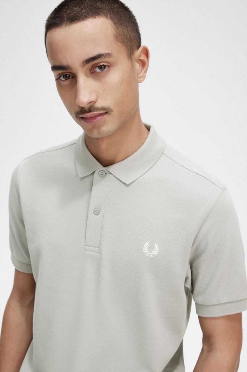 Camisa Polo Fred Perry M6000 Hombre Limestone / Ecru | LCLTR28240