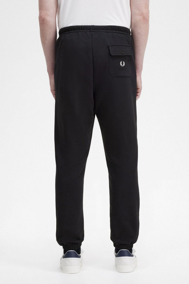 Pantalones Fred Perry Badge Detail Pista Pants Hombre Negras | ZCLNQ54763