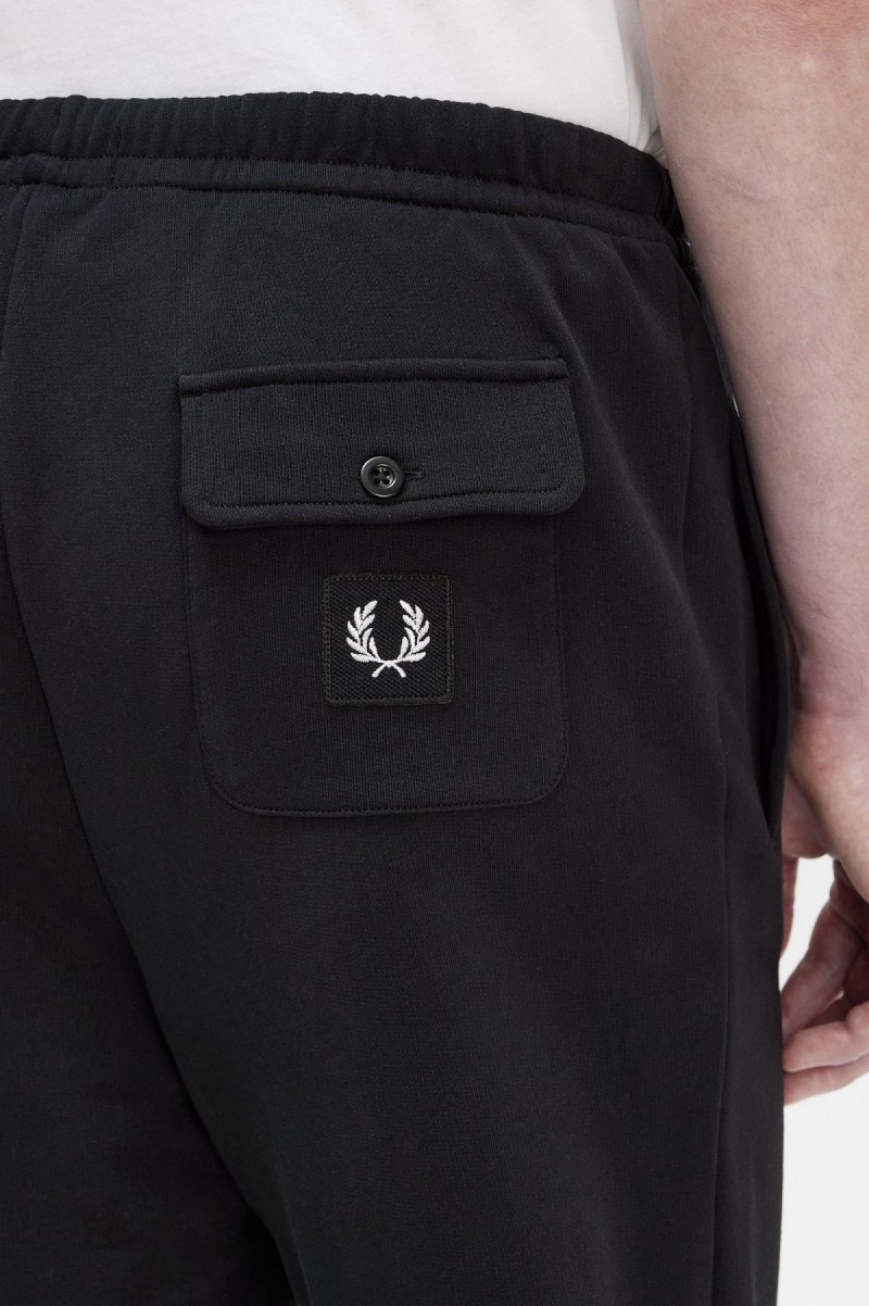 Pantalones Fred Perry Badge Detail Pista Pants Hombre Negras | ZCLNQ54763