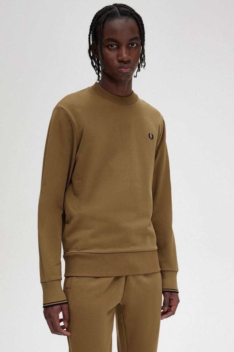 Sudaderas Fred Perry Crew Neck Hombre Shaded Stone / Burnt Tobacco | DCLVO40630