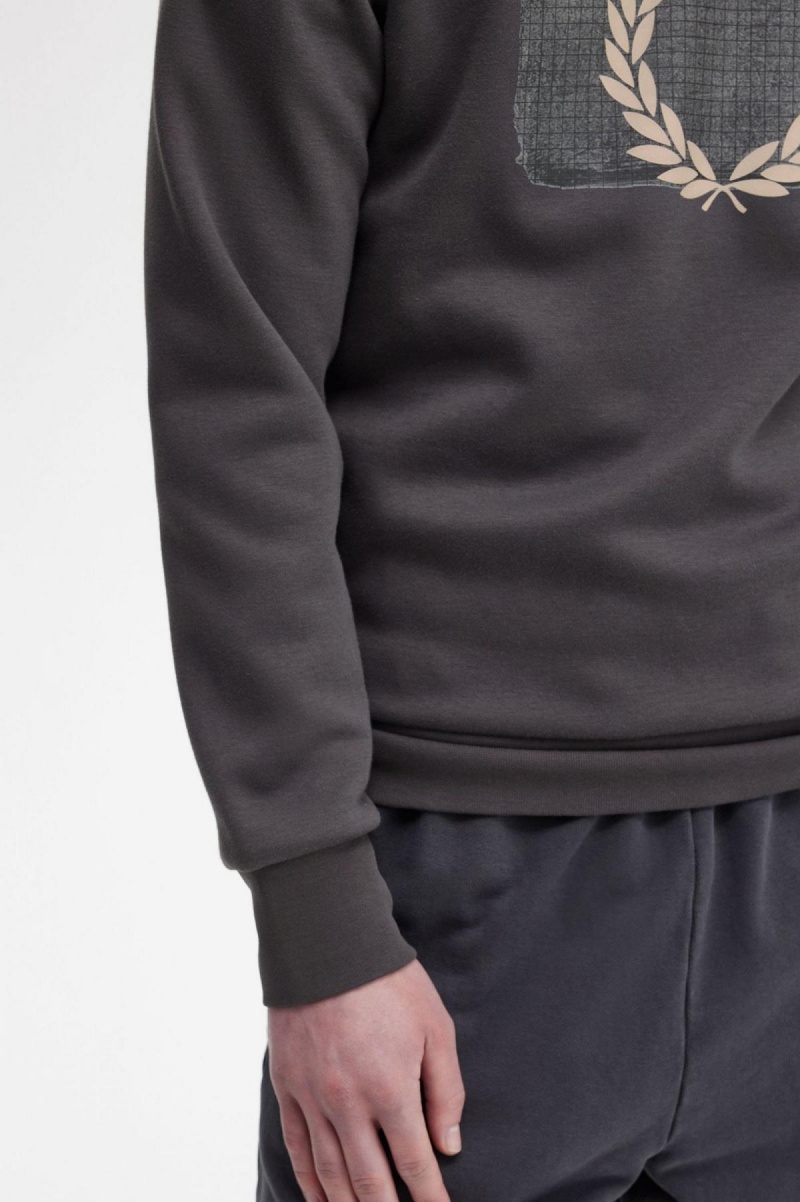 Sudaderas Fred Perry Layered Estampadas Hombre Gunmetal | LCLSX77580